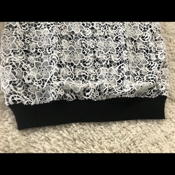 Plaid/Crochet Raglan SS Sweater - Picture 5 of 6